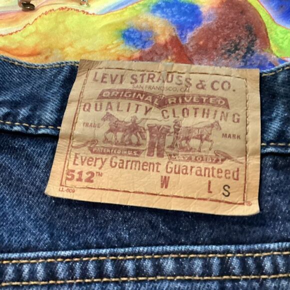 NWOT. Levi’s Women’s Size 8 Short Slim Fit with Tapered Leg 5 Pocket Jeans. - Picture 8 of 9